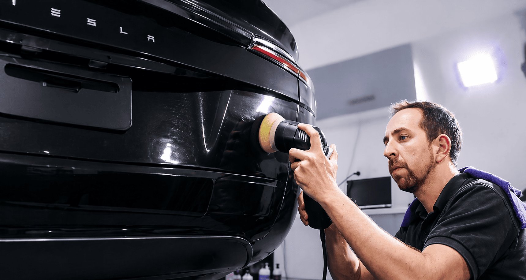 Polissage Tesla Model S detailing professionnel — ByFab Lyon