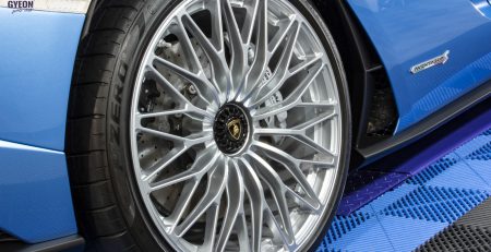 lamborghini aventador roadster ByFab Lyon