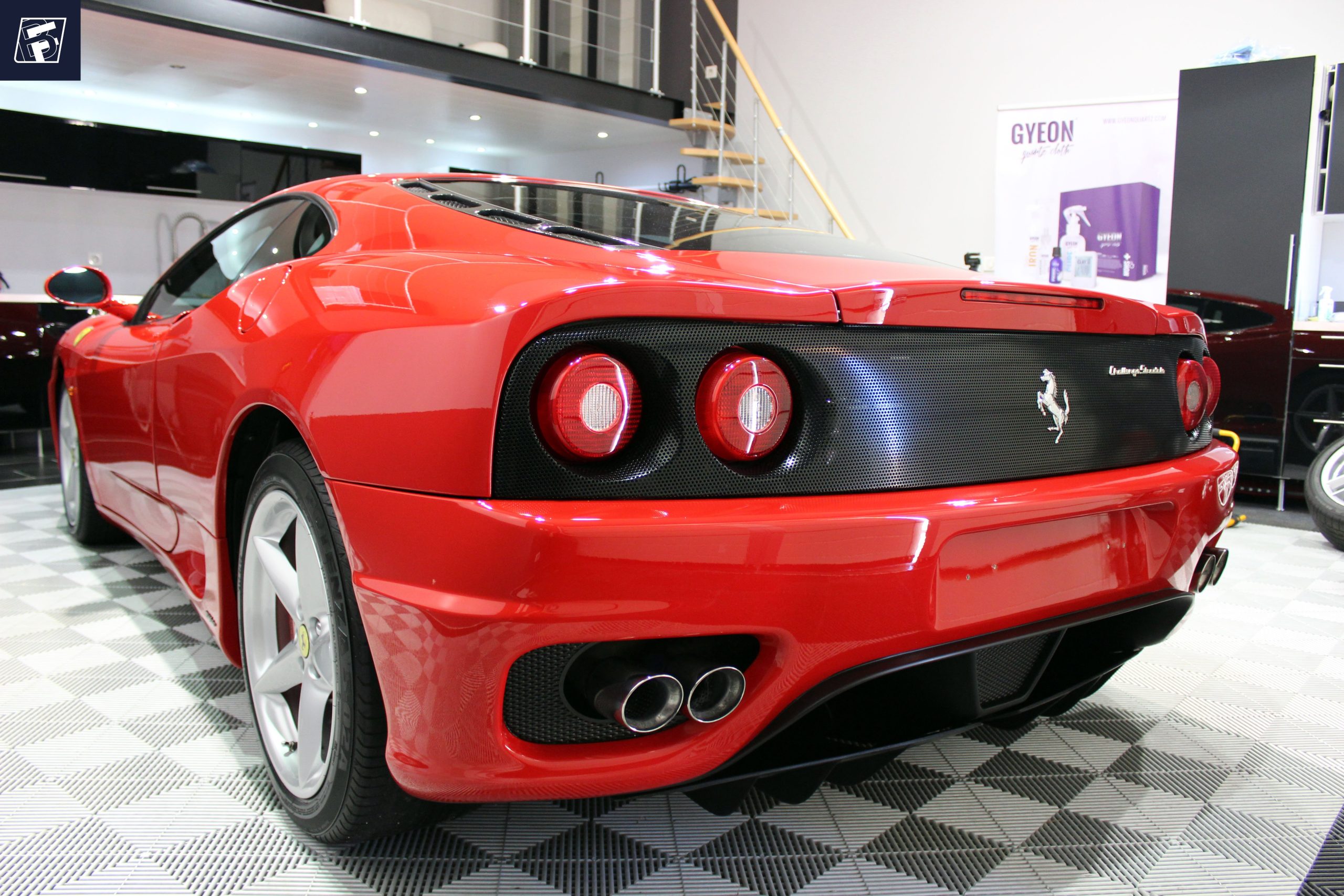 Résultat detailing Ferrari 360 Modena effet miroir