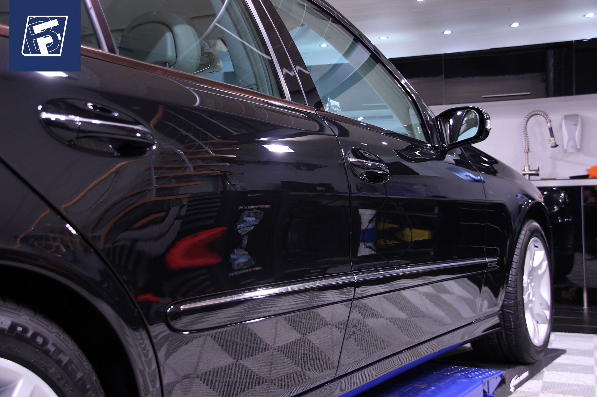 Mercedes Classe E Break après detailing ByFab — Reflets miroir